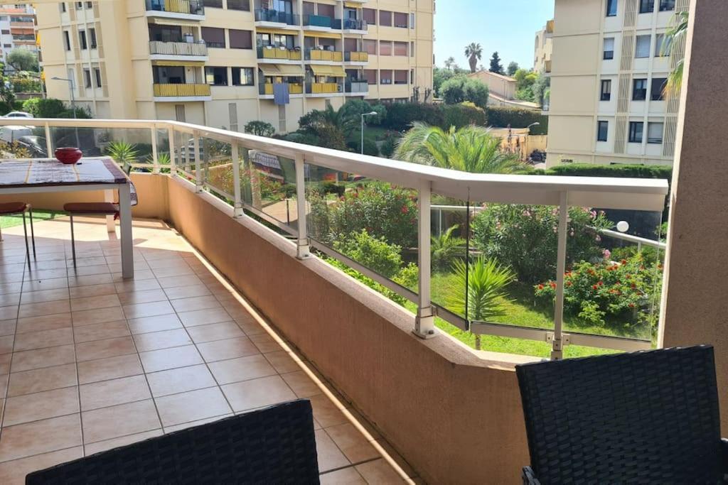 Appartement Vue Mer Sur Les Hauteurs De Nice Extérieur photo